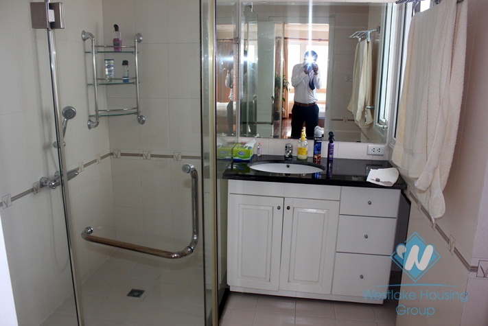 Modern apartment for rent in Dang Thai Mai, Tay Ho, Hanoi